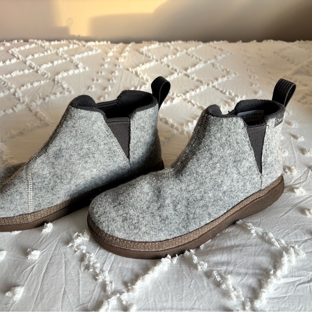 Chaco Chelsea Booties - Picture 4 of 10